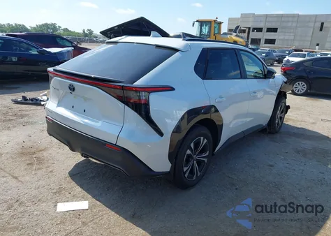 2025 Toyota Bz4X Xle z USA, uszkodzony, nr VIN JTMAAAAA6SA056181